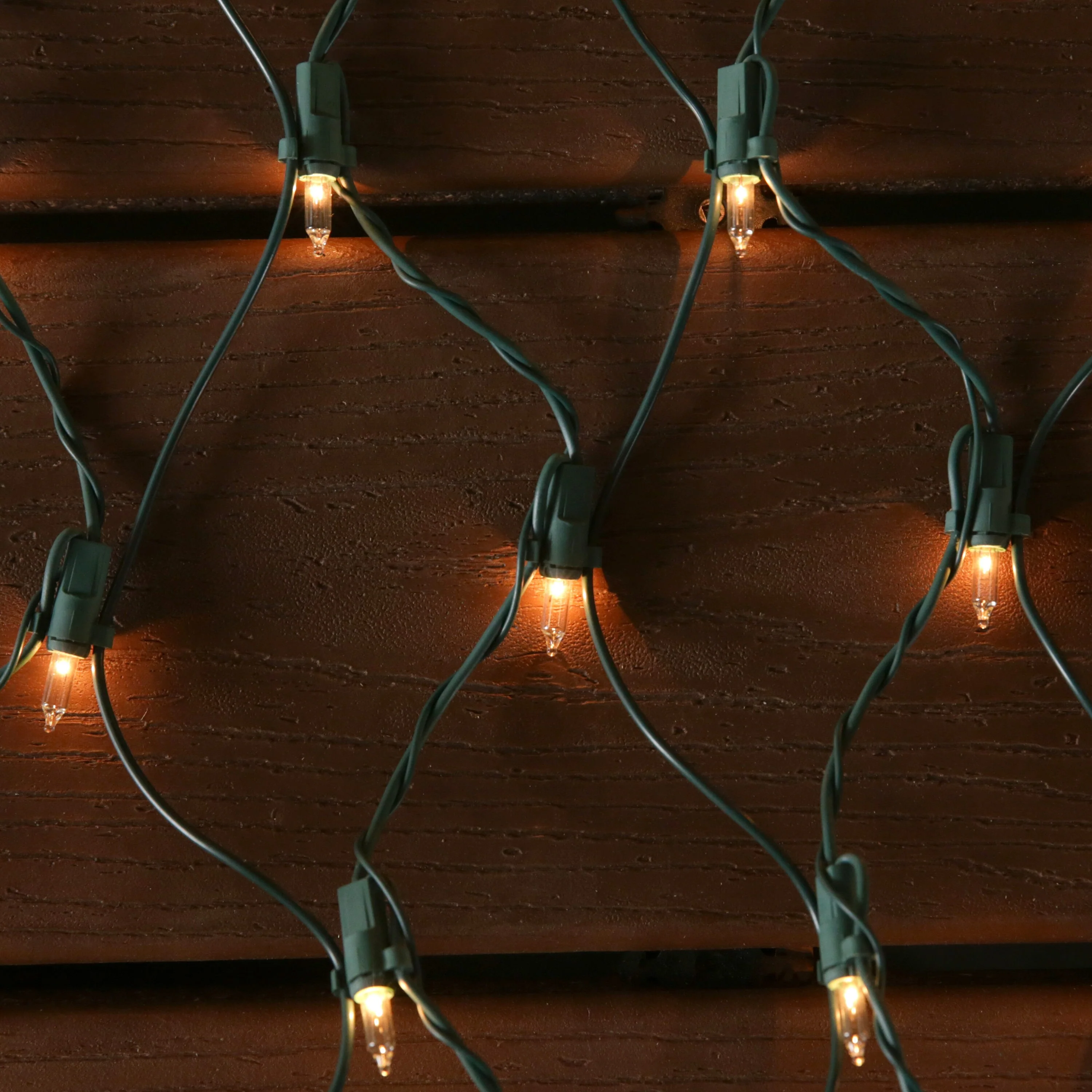 GE ConstantON 6-ft x 4-ft Constant White Incandescent Mini Plug-In Christmas Net Lights - Image 4