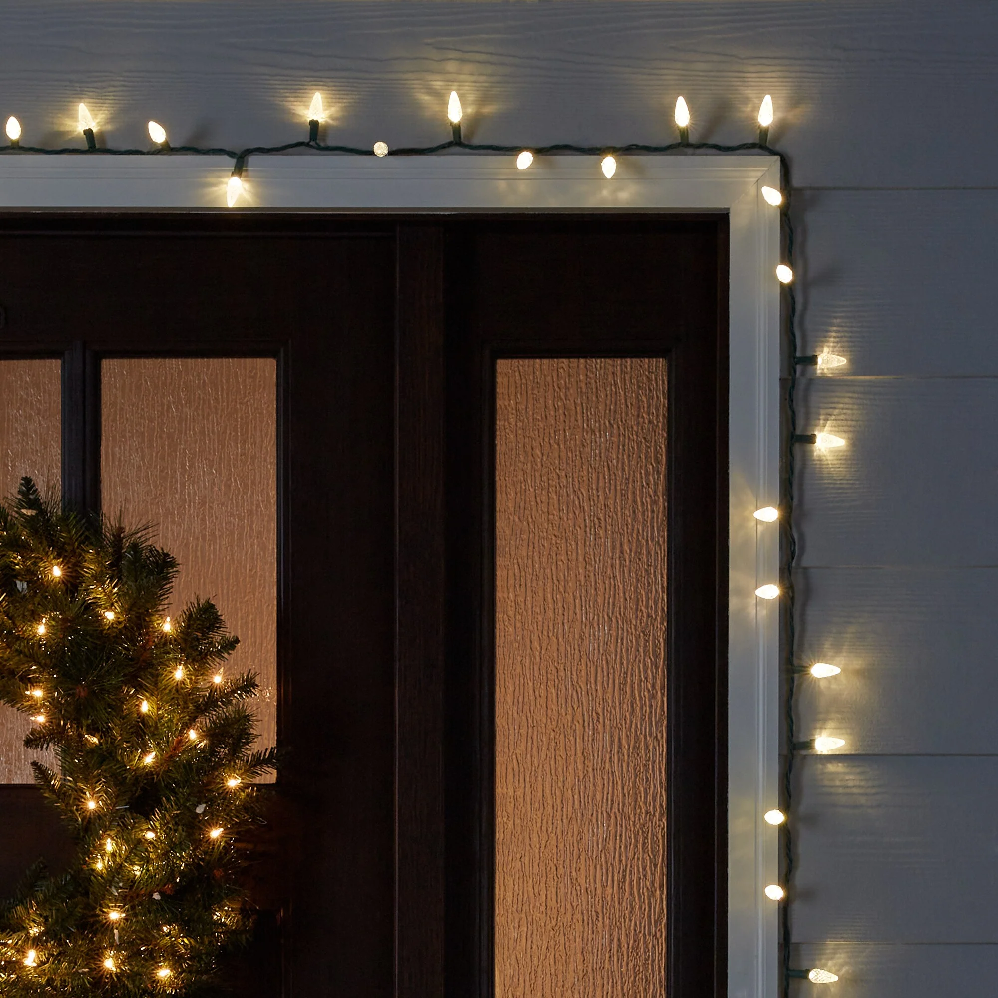GE StayBright 100-Count 24.7-ft Sparkling Warm White LED Plug-In Christmas String Lights - Image 3