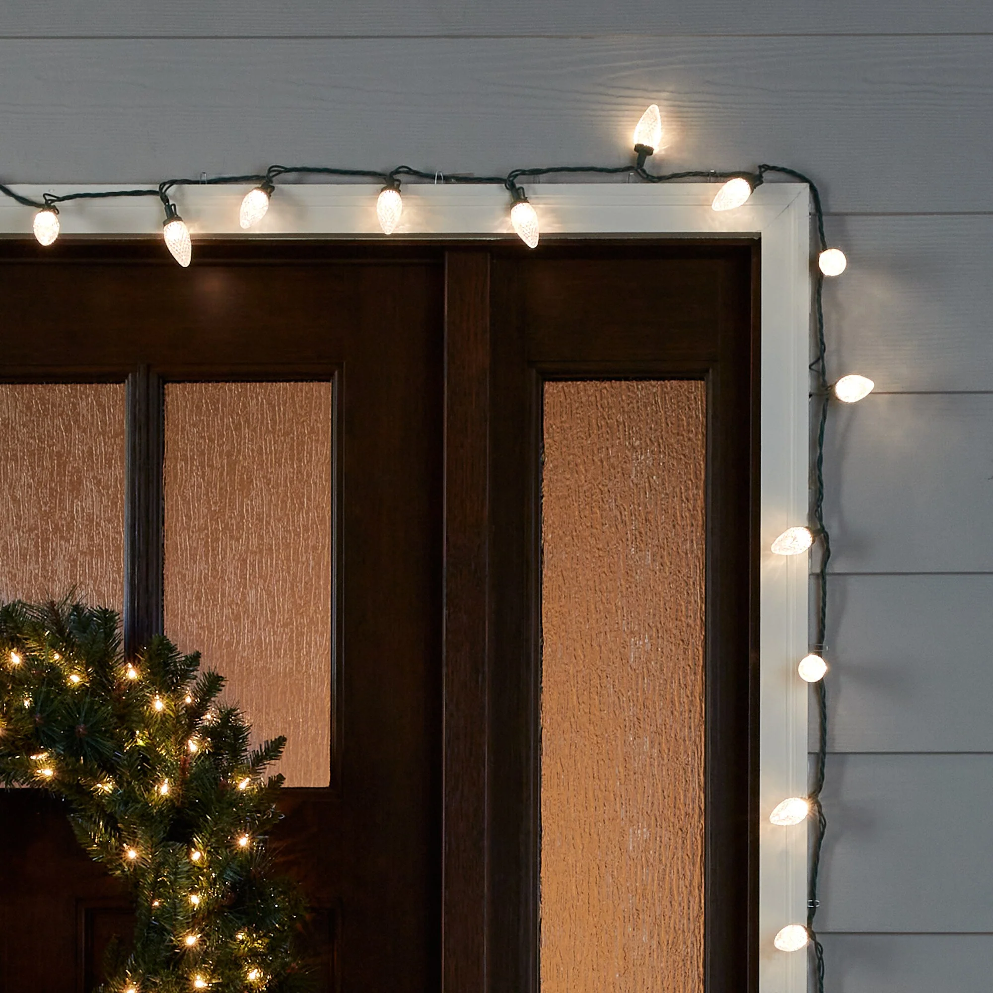 GE StayBright 25-Count 12-ft Warm White LED Plug-In Christmas String Lights - Image 2