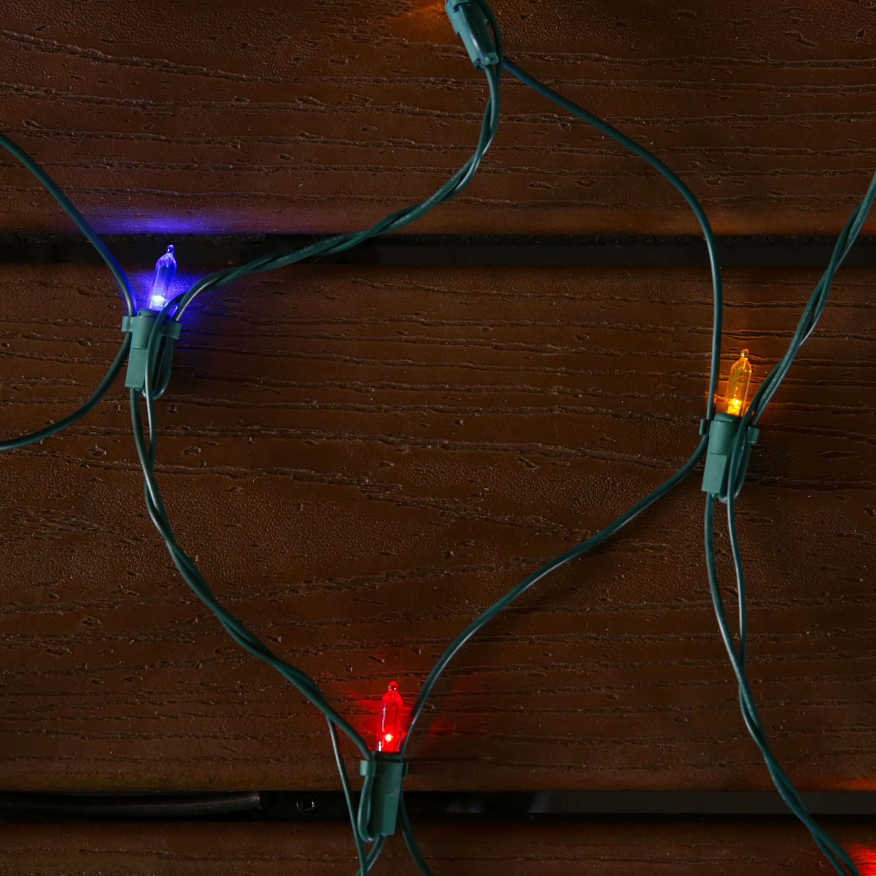 GE StayBright 5-ft x 4-ft Constant Multicolor LED Mini Plug-In Christmas Net Lights, 100-Count - Image 4