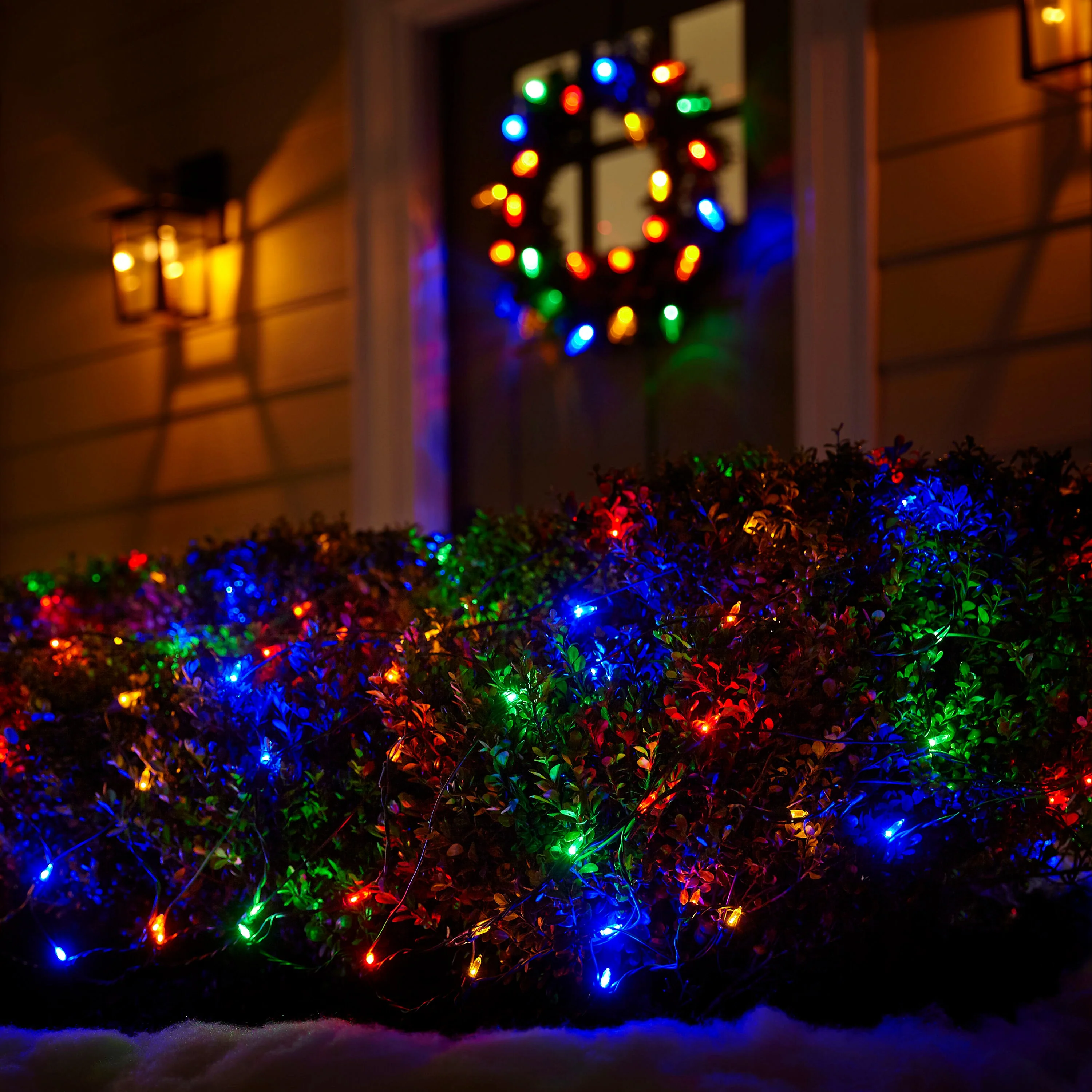 GE StayBright 6-ft x 8-ft Multicolor LED Mini Net Christmas Lights, 300 Count, Plug-In - Image 6