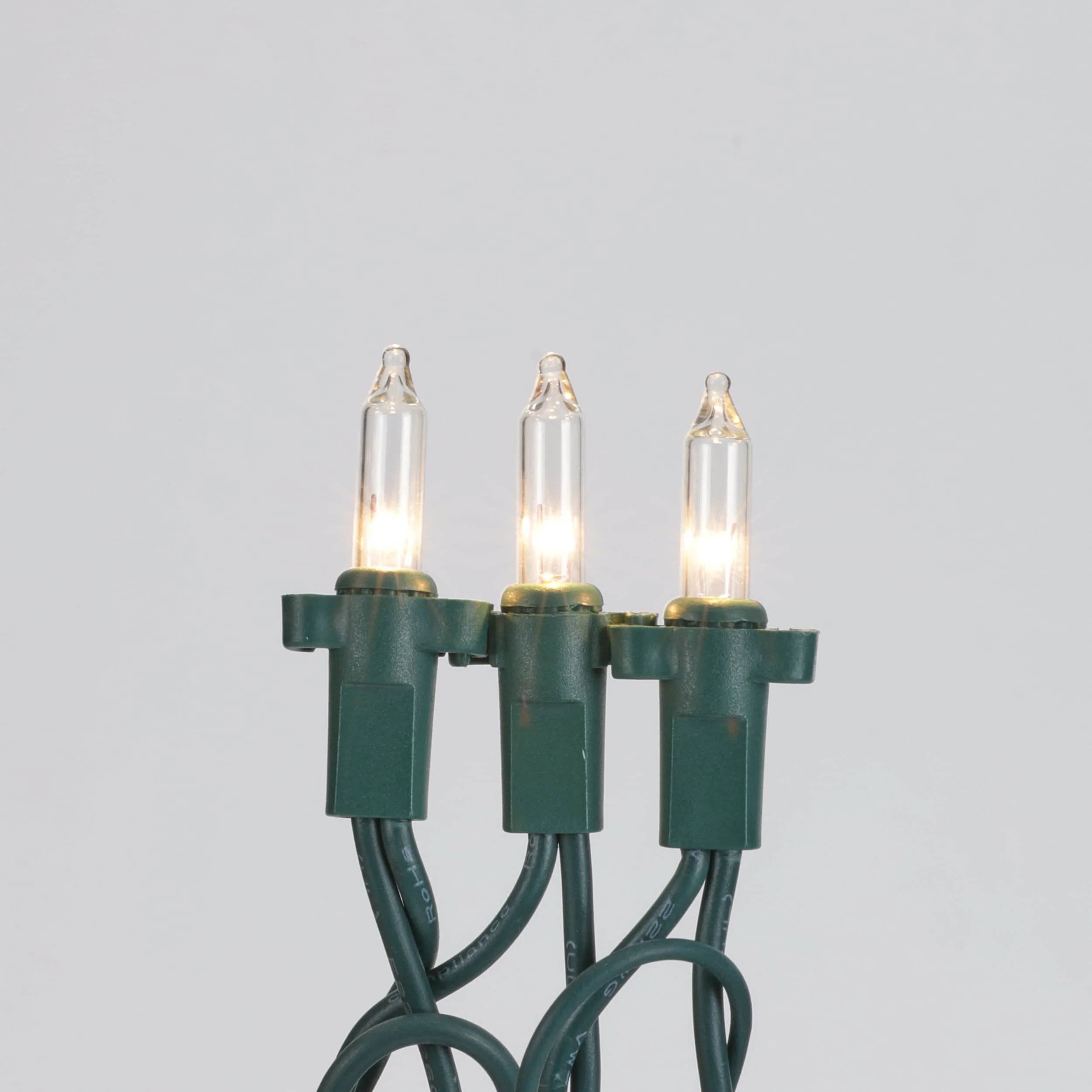 GE String-A-Long 6-ft x 4-ft Constant White Incandescent Mini Plug-In Christmas Net Lights - Image 3