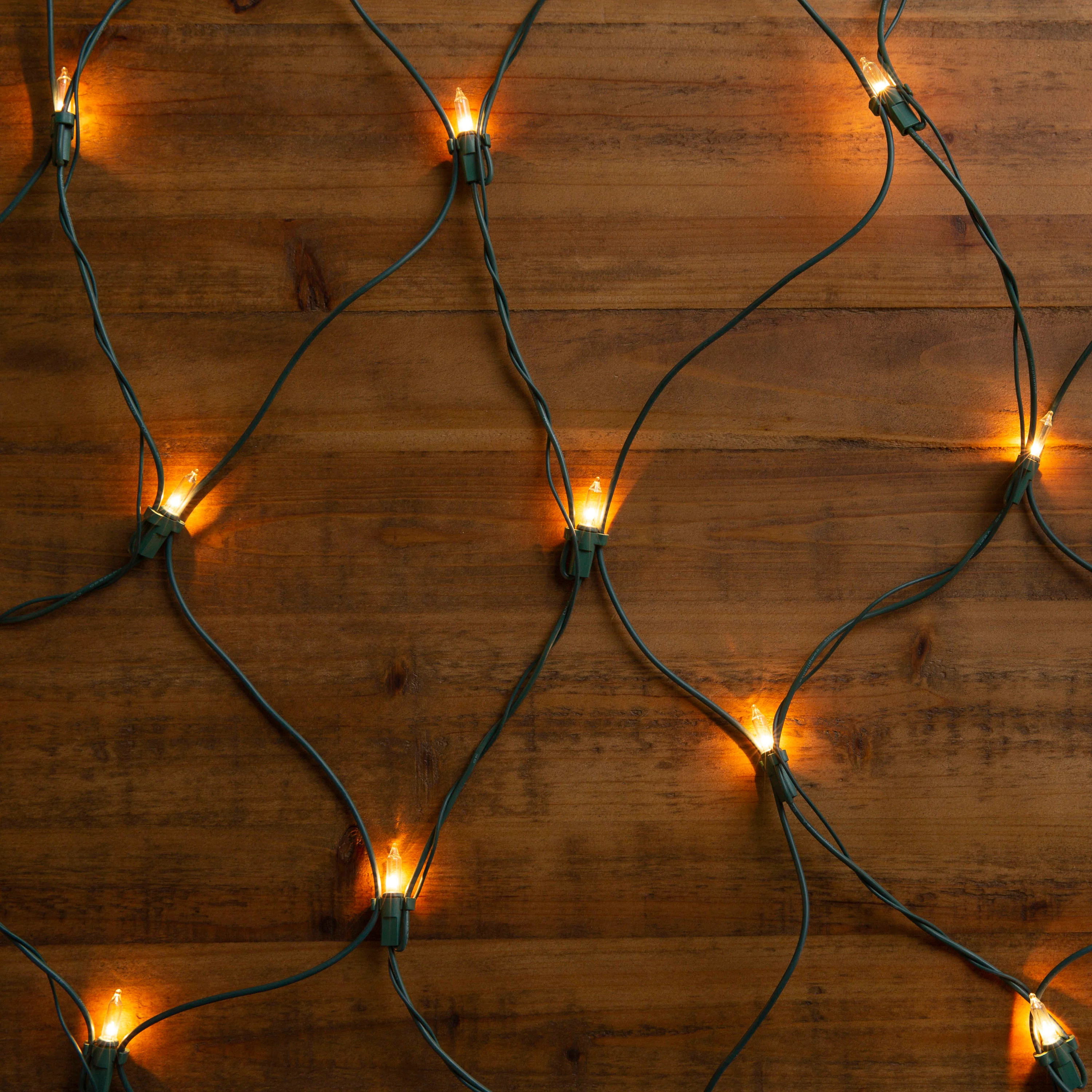 GE String-A-Long 6-ft x 4-ft Constant White Incandescent Mini Plug-In Christmas Net Lights - Image 4
