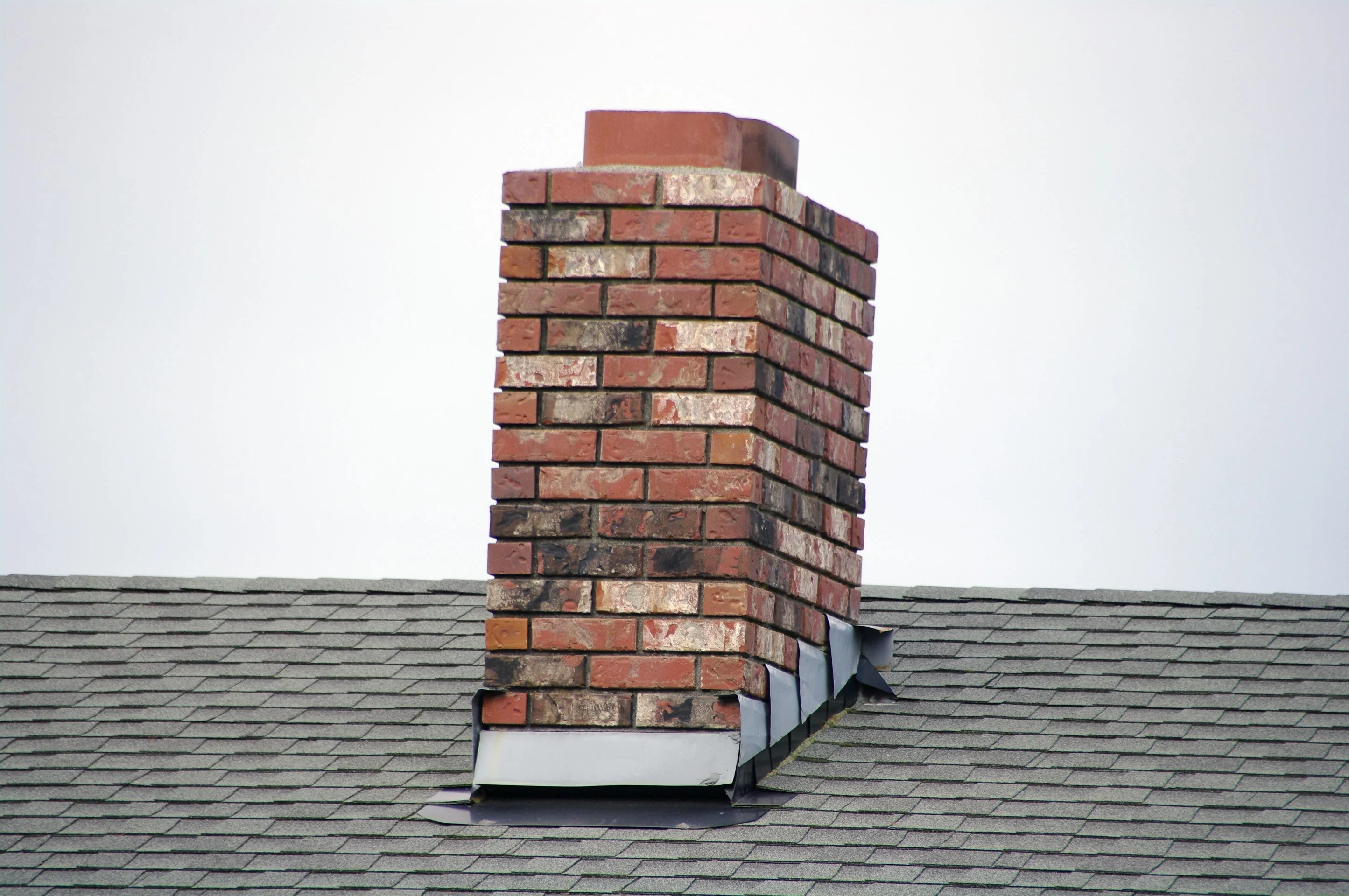 Gibraltar Building Products 4-in x 8-in Silver Galvanized Steel Step Flashing, 90° Pre-Bent - Image 2