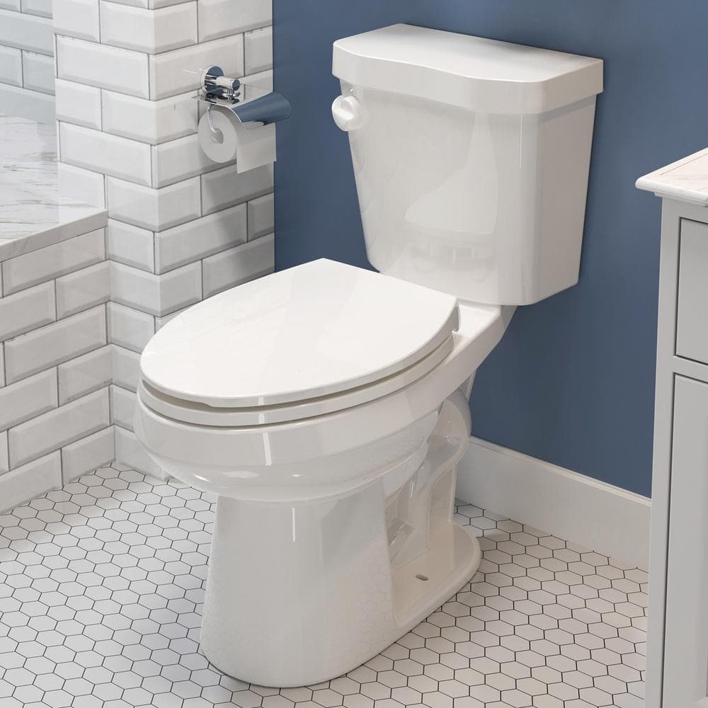 HOROW 17 in. ADA 1.28 GPF Elongated Toilet with Smart Bidet Seat - White - Image 2