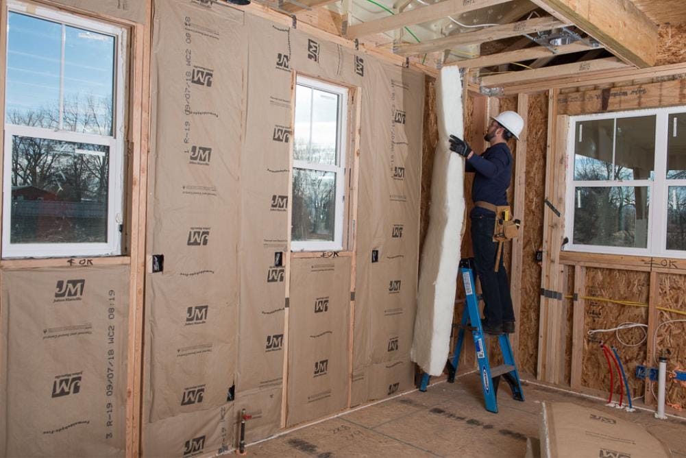 Johns Manville R-13 Kraft-Faced Fiberglass Batt Insulation, 23 in x 93 in, 163.39-sq ft Coverage (K292S) - Image 4