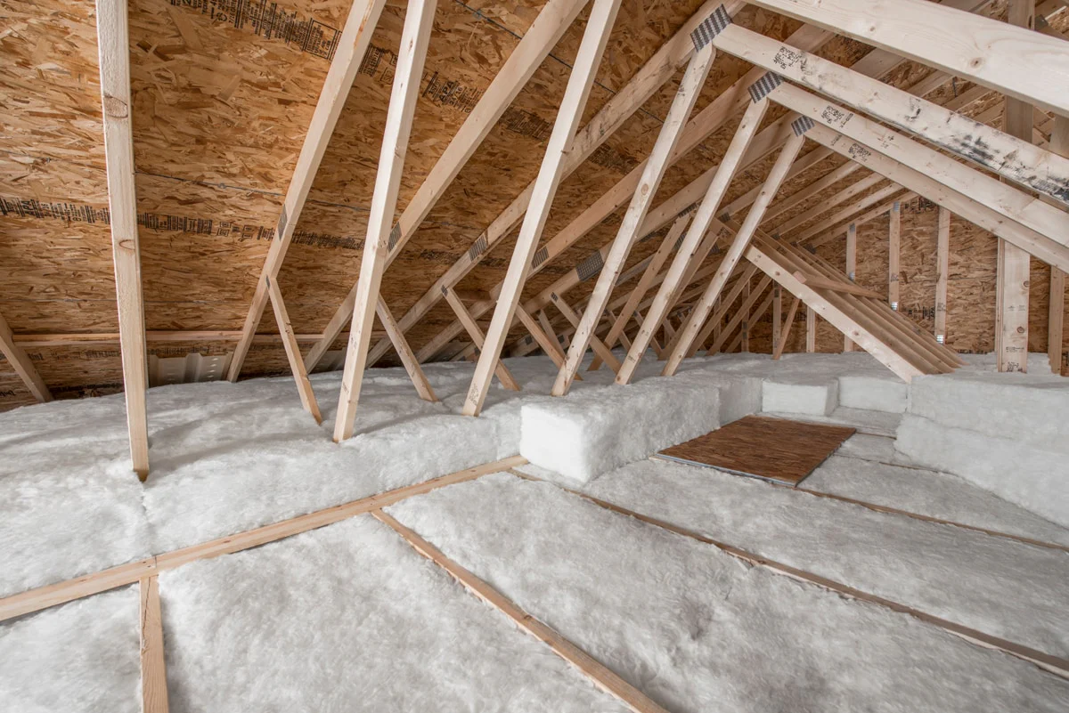 Johns Manville R-30 Attic Kraft-Faced Fiberglass Batt Insulation, 88-sq ft Coverage, 24-in x 48-in, K1243S - Image 5