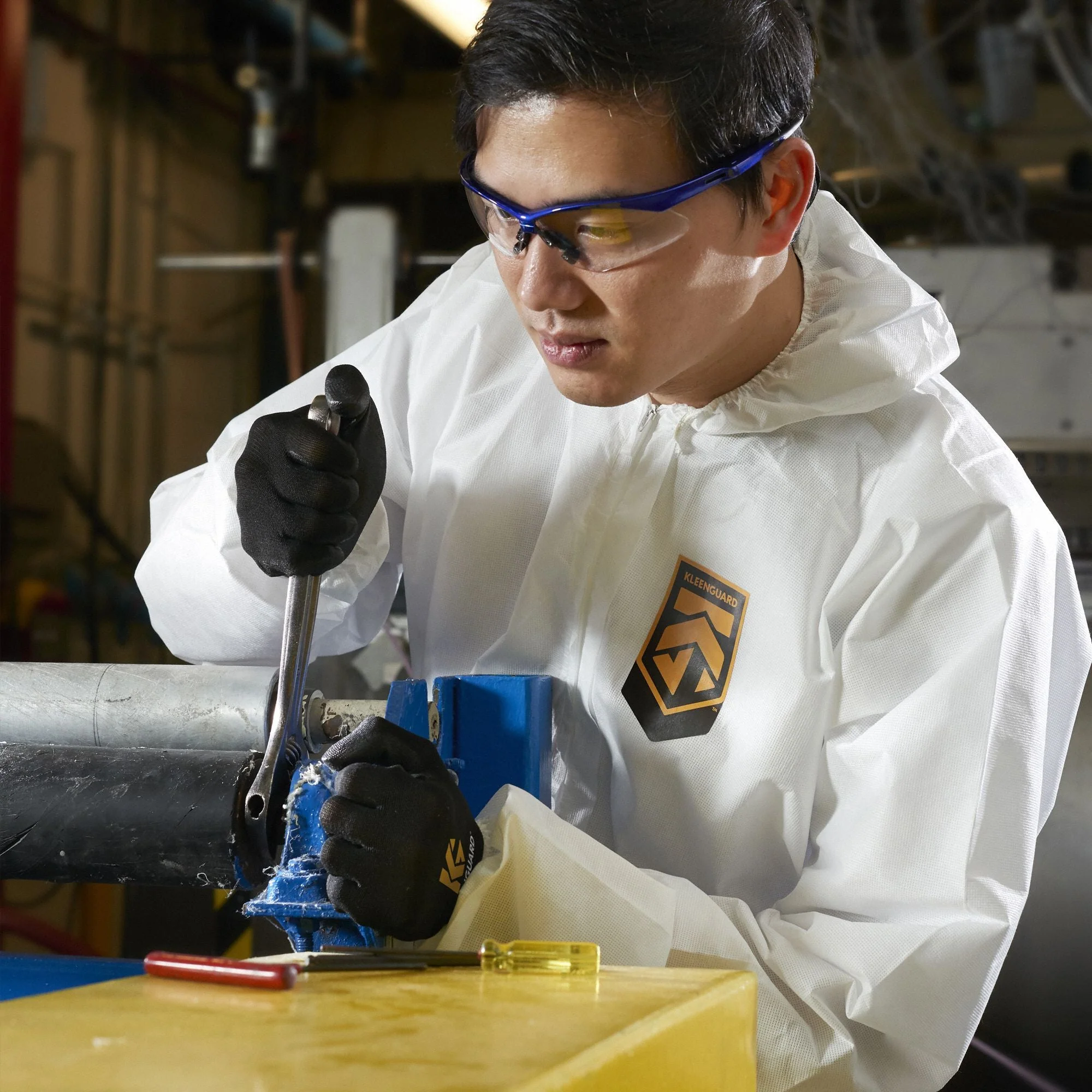 KLEENGUARD G40 XS Black Coated Gloves - ANSI Abrasion Level 3 - Image 6