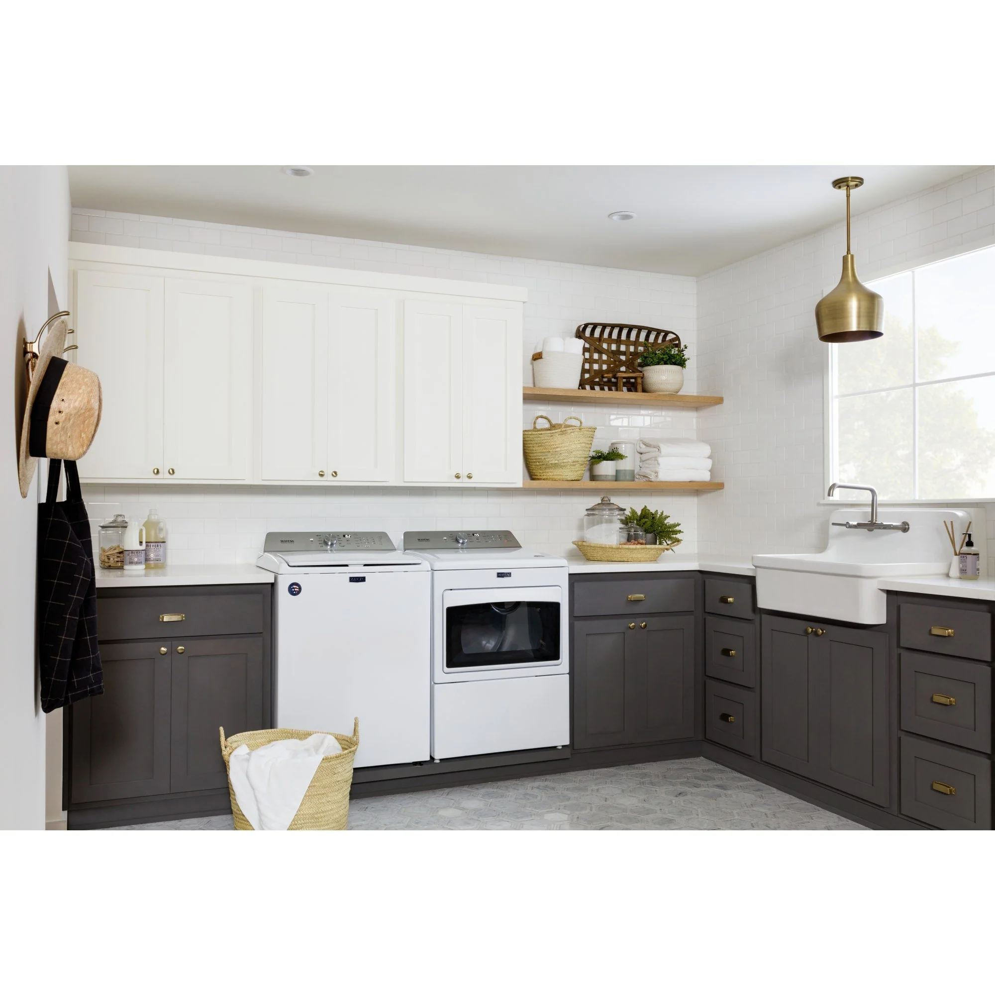 KOHLER Gilford 1-Basin White Wall Mount Laundry Sink - Image 6