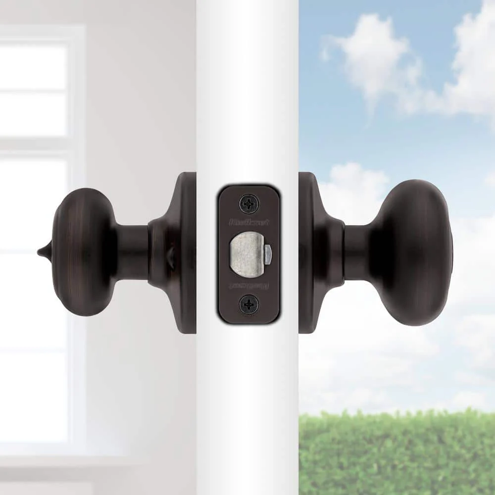 Kwikset Cove Keyed Entry Door Knob, Venetian Bronze, SmartKey Security - Image 3