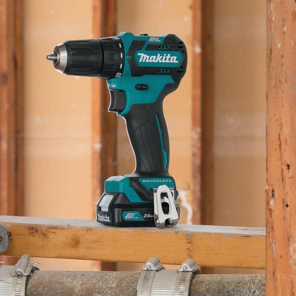 Makita 12V max CXT Lithium‑Ion 3/8 in. Brushless Cordless Driver‑Drill Kit with (2) 2.0Ah Batteries, Charger and Hard Case - Image 3
