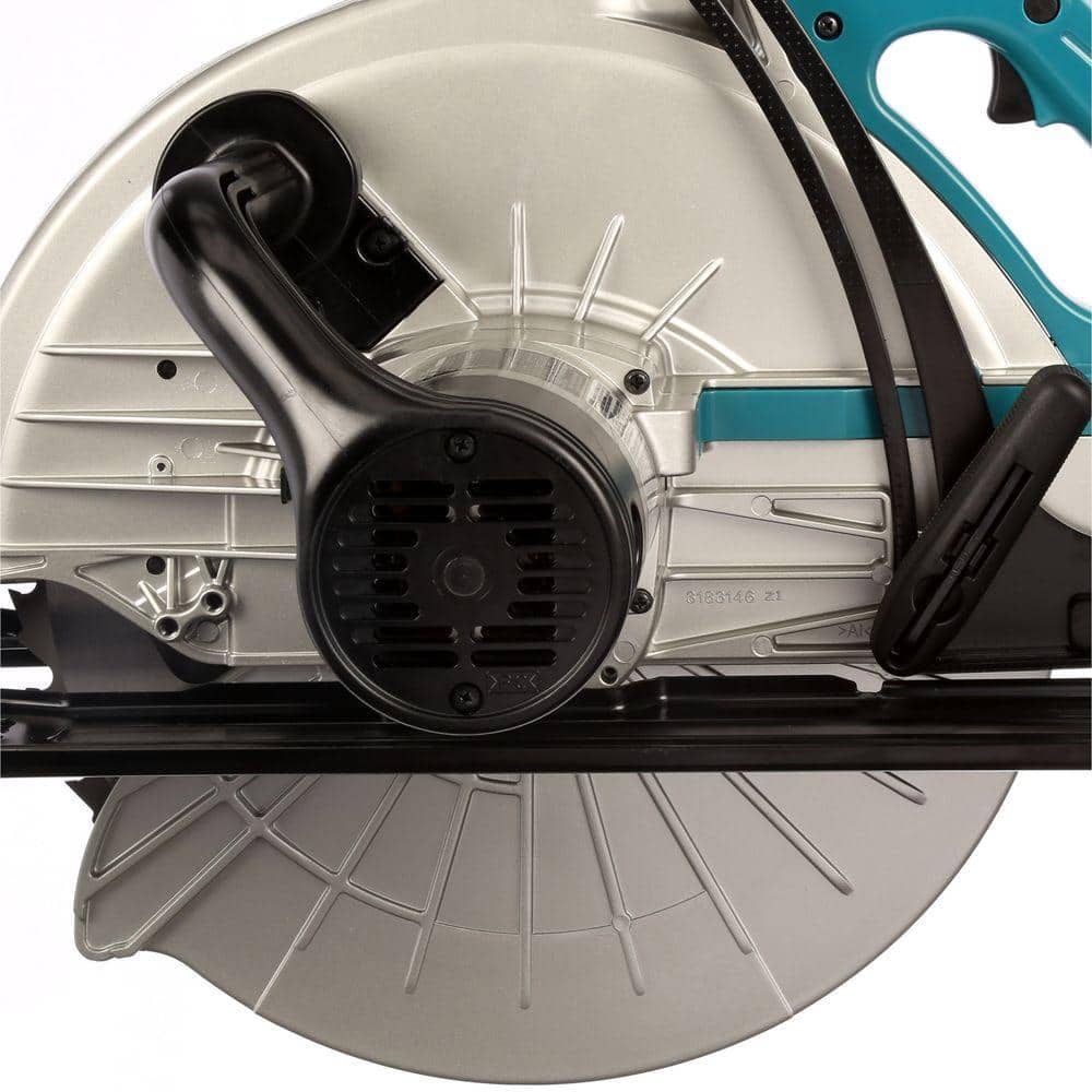 Makita 15 Amp 16-5/16 in. Corded Circular Saw with 32T Carbide Blade and Rip Fence - Image 11