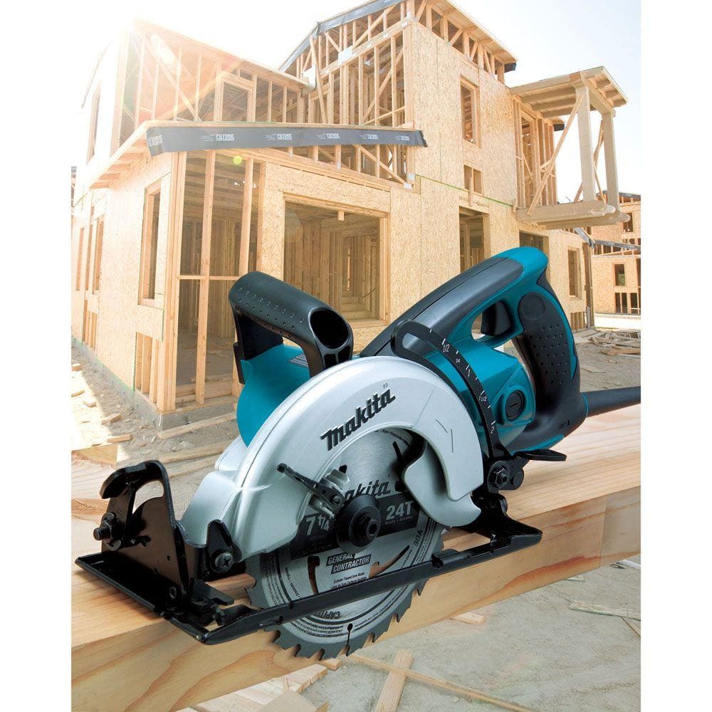 Makita 15 Amp 7-1/4 in. Corded Hypoid Circular Saw with 51.5 degree Bevel Capacity and 24T Carbide Blade - Image 3