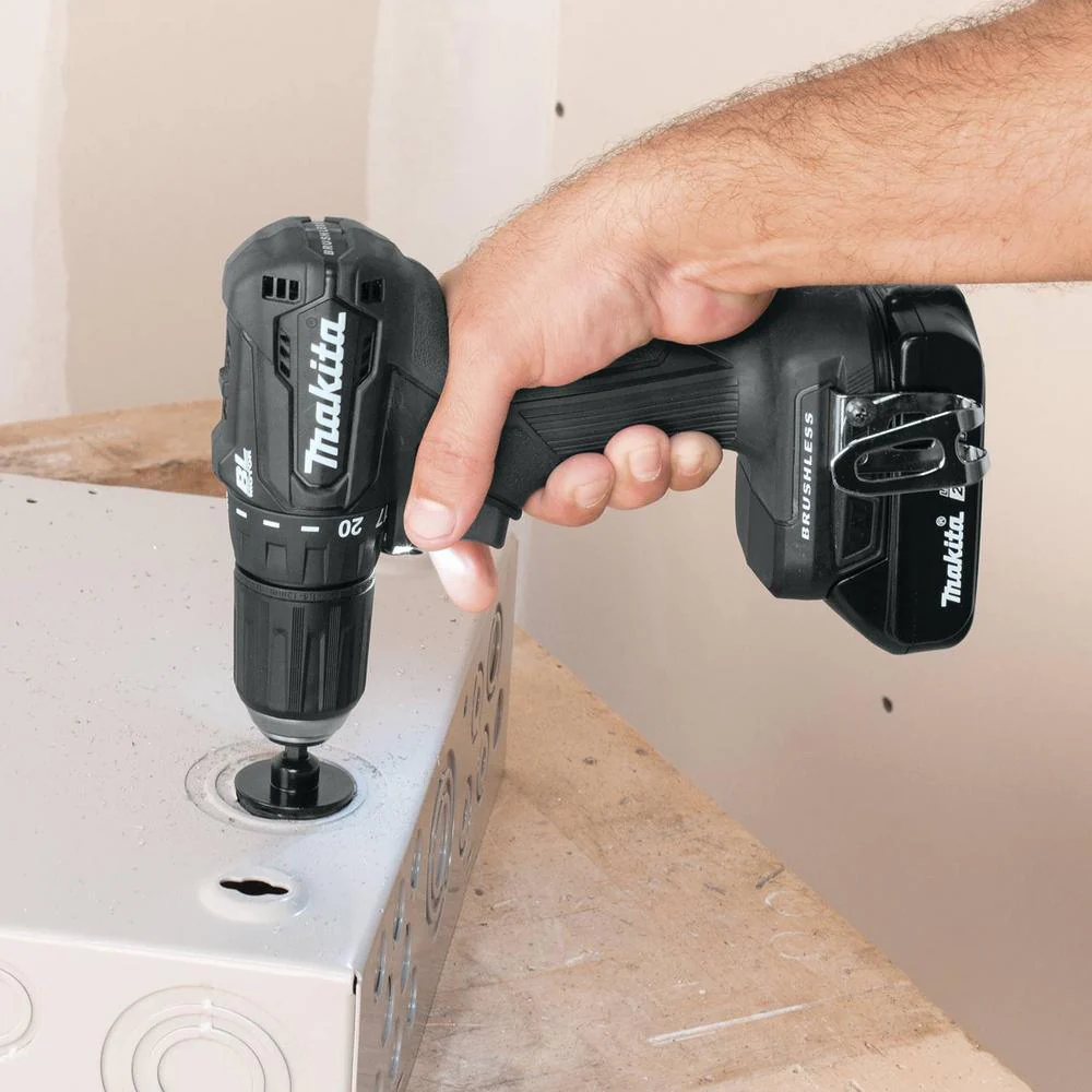 Makita 18-Volt 2.0Ah Lithium-Ion Sub-Compact Brushless Combo Kit (2-Piece) with Bonus 18-Volt 2.0Ah Compact Battery - Image 4