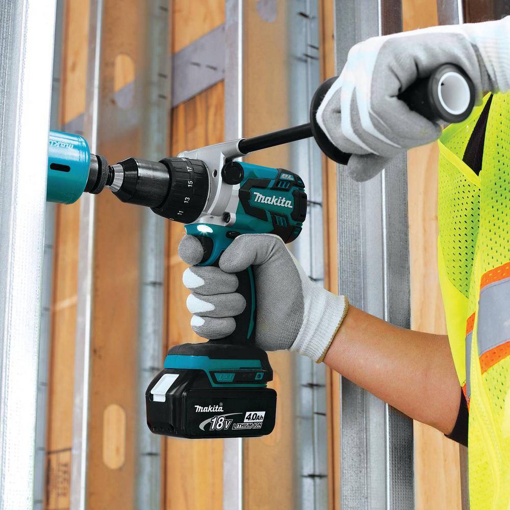 Makita 18-Volt LXT Brushless 1/2 in. Cordless Hammer Drill Kit with (2) 4.0Ah Batteries, Rapid Charger and Hard Case (XPH07MB) - Image 3