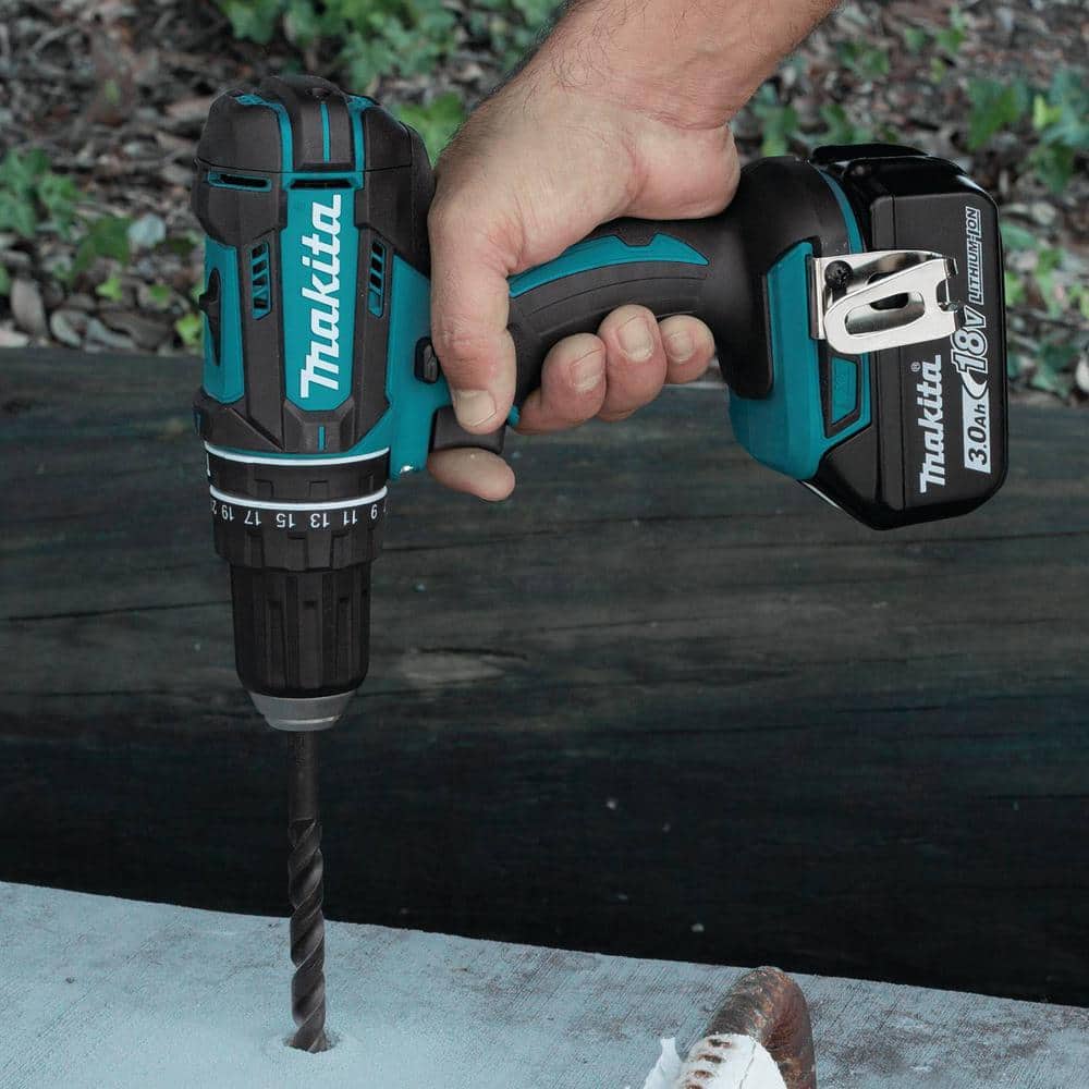 Makita 18V 3.0Ah LXT Lithium‑Ion Cordless Combo Kit (7‑Piece) – XT704 - Image 5