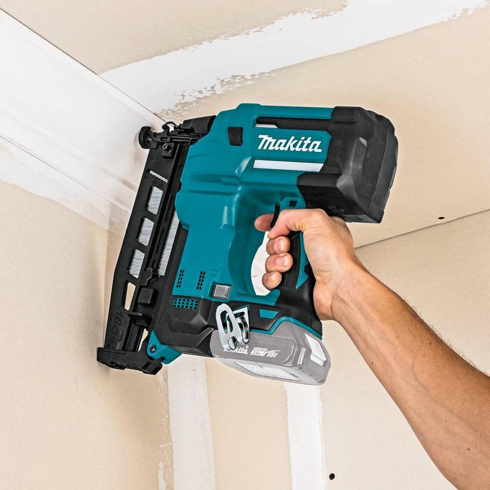 Makita 18V LXT Lithium-Ion 16-Gauge Cordless 2-1/2 in. Straight Finish Nailer (Tool Only) - Image 5