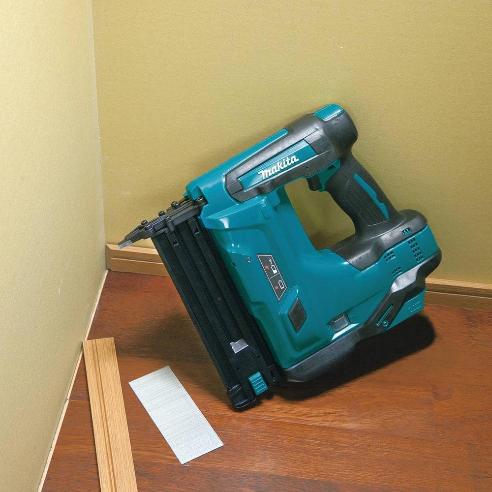 Makita 18V LXT Lithium-Ion 18-Gauge Cordless Brad Nailer (Tool-Only) - Image 4