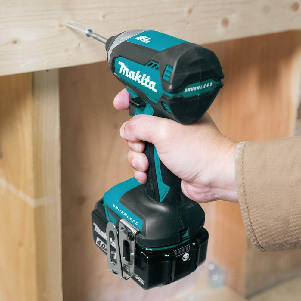Makita 18V LXT Lithium‑Ion Brushless Cordless Hammer Drill/Impact Driver Combo Kit, 2‑Pc with BONUS 18V Li‑Ion Multi‑Tool - Image 3