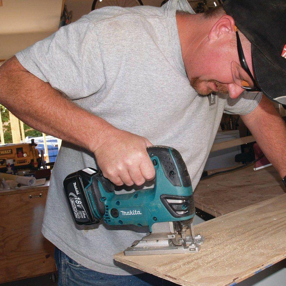 Makita 18V LXT Lithium‑Ion Cordless Jig Saw Kit (XVJ03) - Image 5