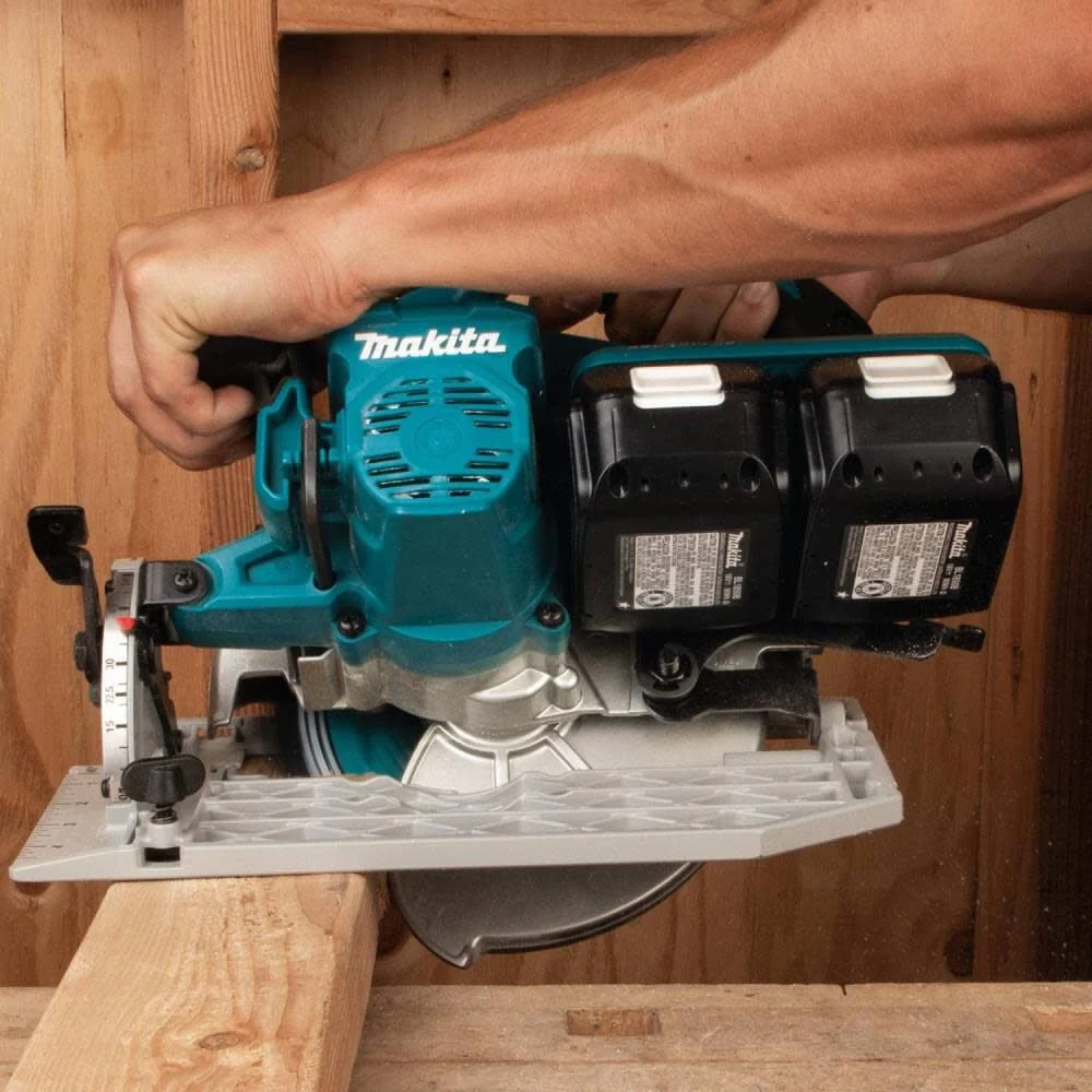 Makita 18V X2 LXT (36V) Brushless Cordless 7-1/4 in. Circular Saw Kit, 5.0Ah + Bonus 18V LXT 5.0Ah Battery Pack - Image 7