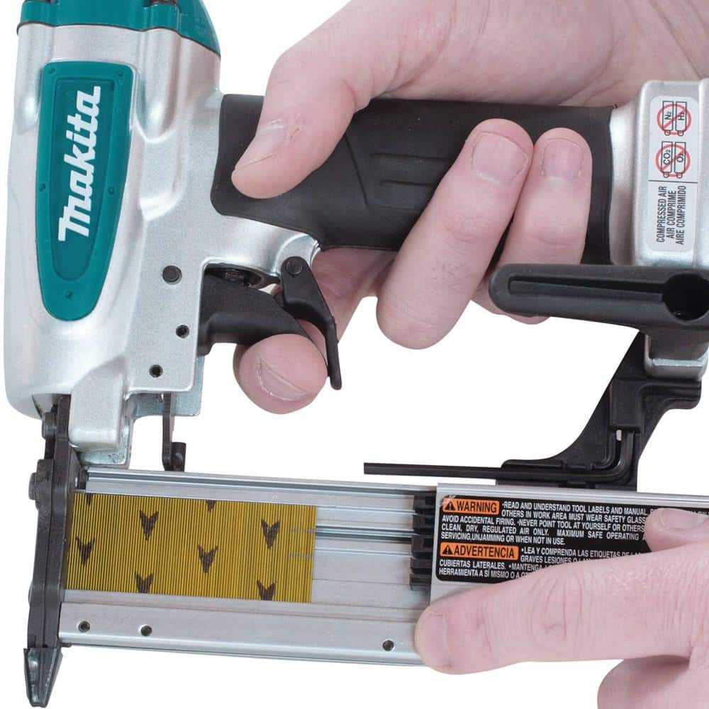 Makita Pneumatic 23-Gauge, 1-3/8 in. Pin Nailer (AF353) - Image 8