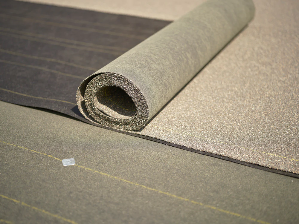 Malarkey 350 Premium SBS Modified Bitumen Cap Sheet Roll, Weatherwood, 39-3/8 in. x 33 ft (1 Square/108.3 sq ft) - Image 2