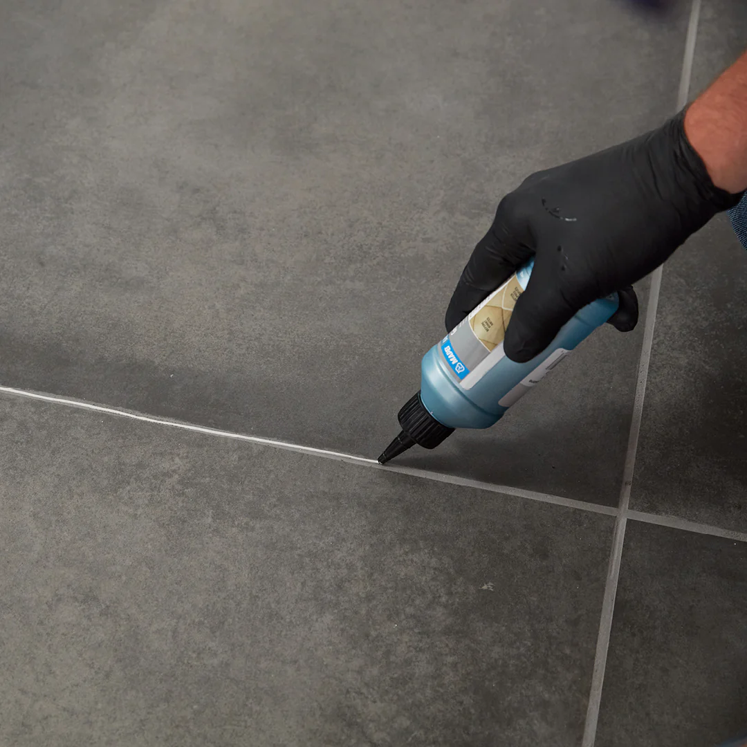 MAPEI UltraCare Grout Refresh, 8 oz – 02 Pewter - Image 4