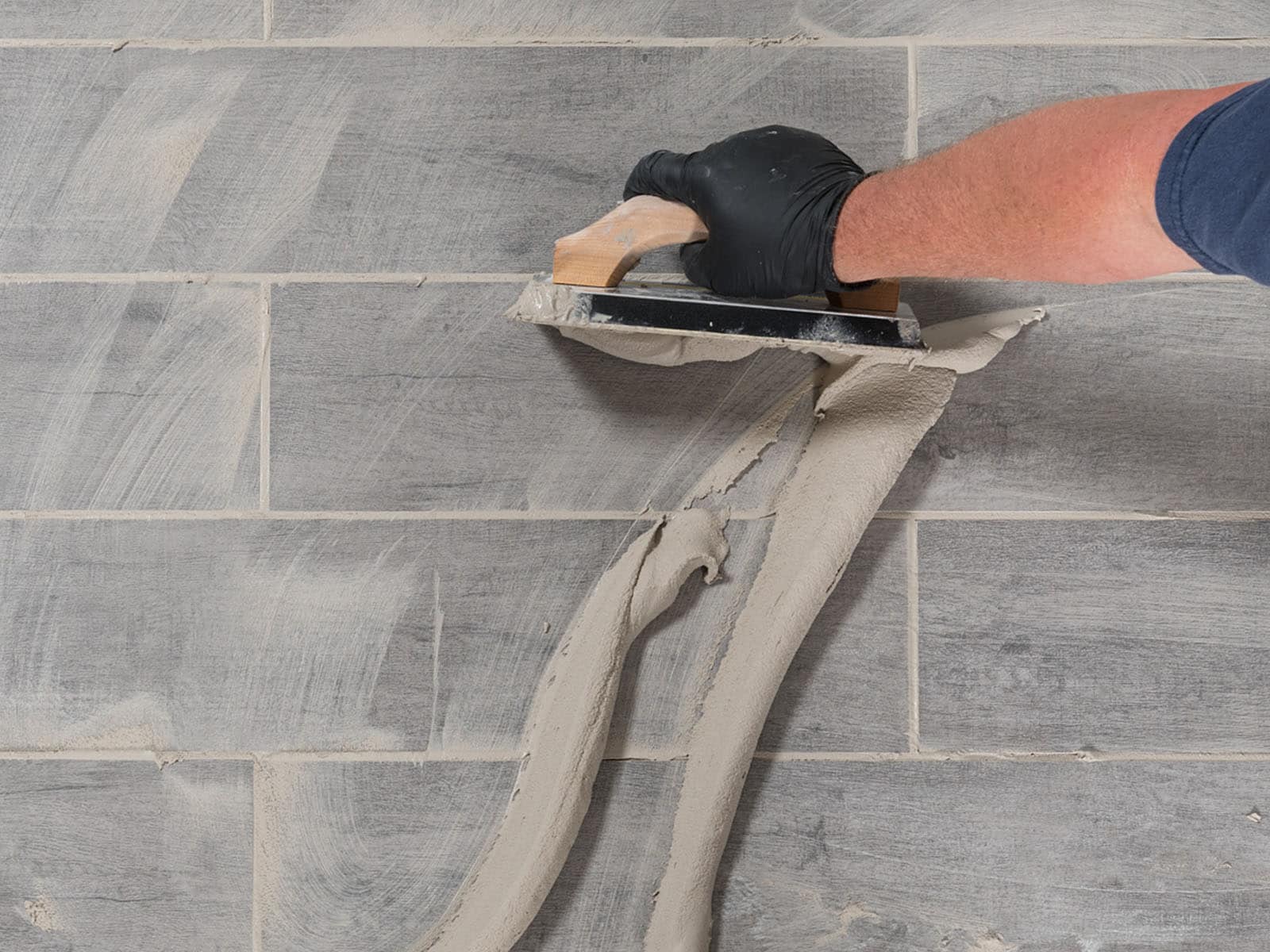 MAPEI Ultracolor Plus FA Grout, 111 Hickory, 25 lbs - Image 7