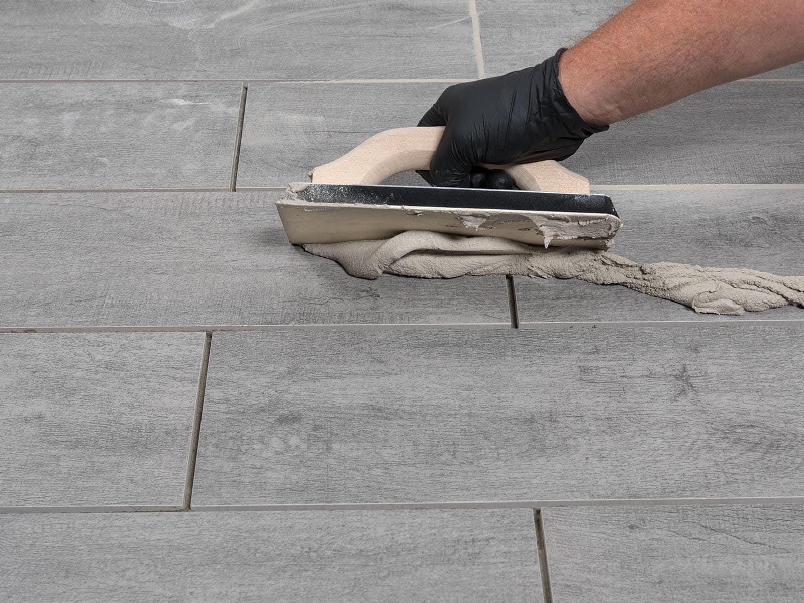 MAPEI Ultracolor Plus FA Grout, Bamboo #5108 – 25 lbs - Image 5