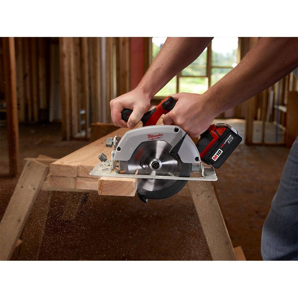 Milwaukee M18 18V Lithium‑Ion Cordless 6‑1/2 in. Circular Saw with M18 5 in. Random Orbit Sander - Image 4
