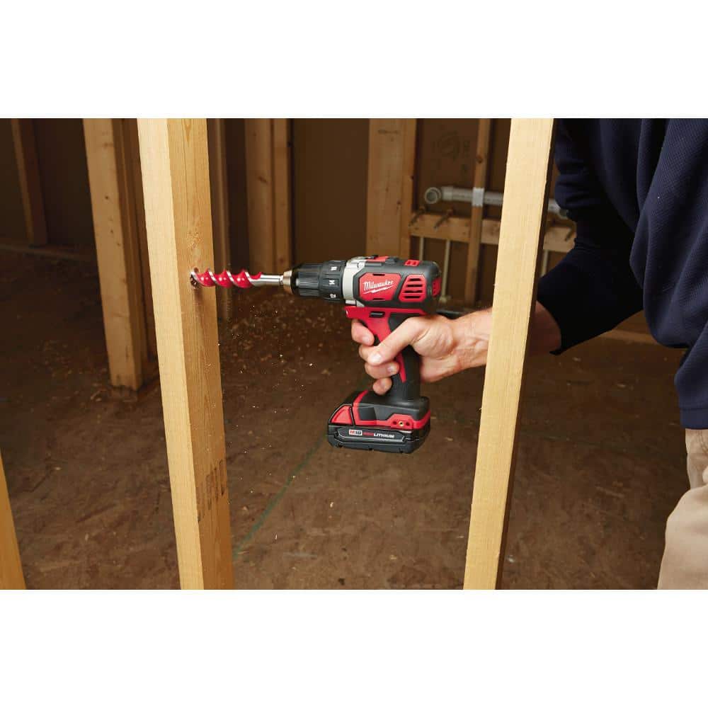 Milwaukee M18 18V Lithium-Ion Cordless Combo Kit, 5-Tool with (1) 3.0Ah & (1) 1.5Ah Battery, Charger & Tool Bag (Model 2695-25CX) - Image 8