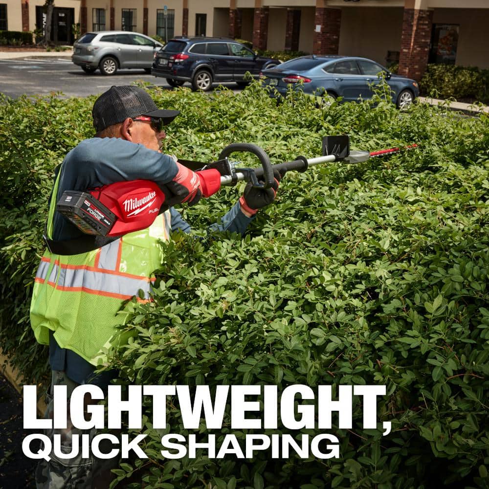 Milwaukee M18 FUEL 18-Volt 20 in. Brushless Cordless Short Pole Hedge Trimmer Kit with 8.0 Ah Battery and Rapid Charger - Image 8