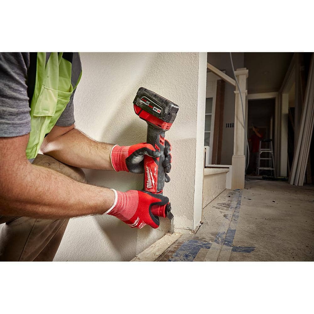 Milwaukee M18 FUEL 18V Lithium-Ion Cordless Brushless Oscillating Multi-Tool with Wet/Dry Shop Vac and (2) High Output 6.0Ah Batteries - Image 8