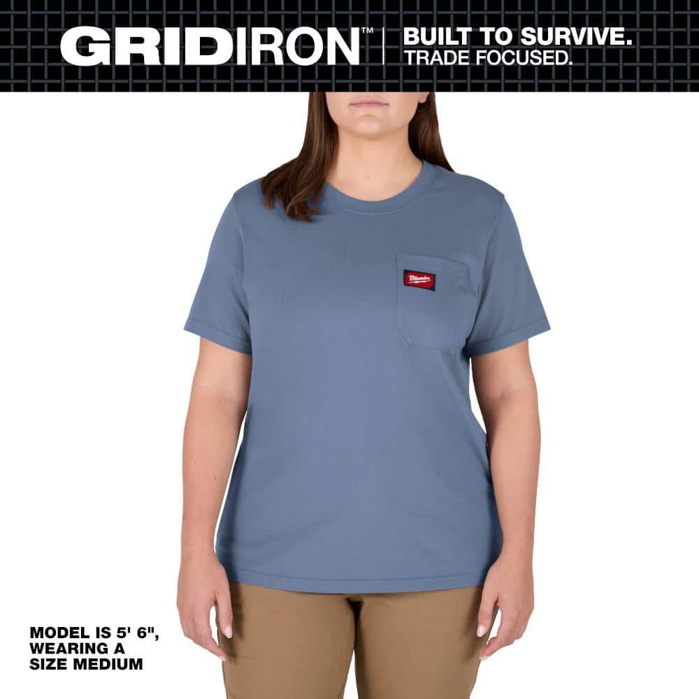 Milwaukee Women’s Large Blue GRIDIRON Short Sleeve Pocket T-Shirt