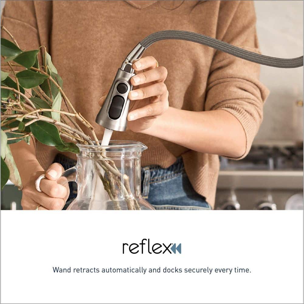 Moen Align Single-Handle Touchless Pull-Down Sprayer Kitchen Faucet with MotionSense and Power Clean, Spot Resist Stainless - Image 7