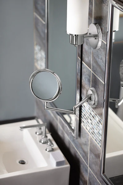 Moen Arris 13.85-in x 8.9-in Chrome Double-Sided Magnifying Wall-Mounted Vanity Mirror - Image 4