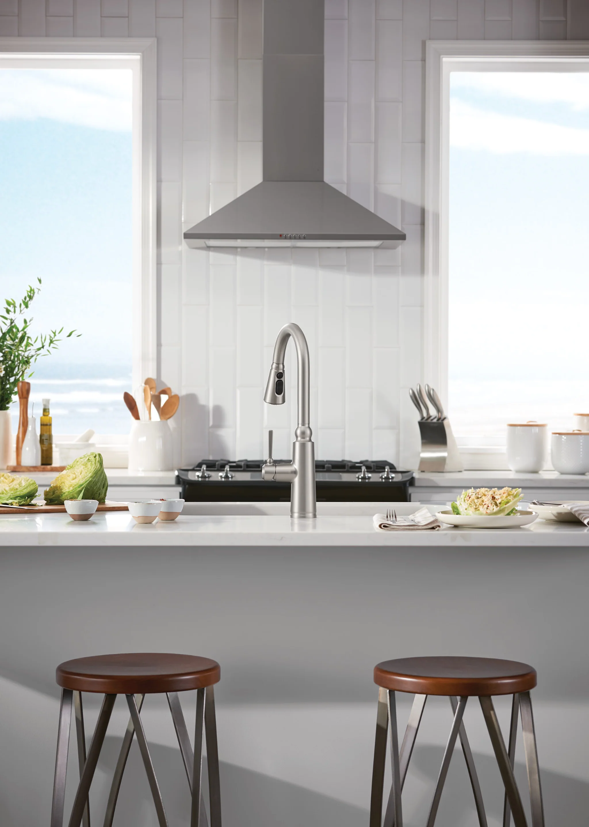 Moen Coretta Single-Handle Pull-Down Sprayer Kitchen Faucet with Reflex and Power Boost, Spot Resist Stainless - Image 2