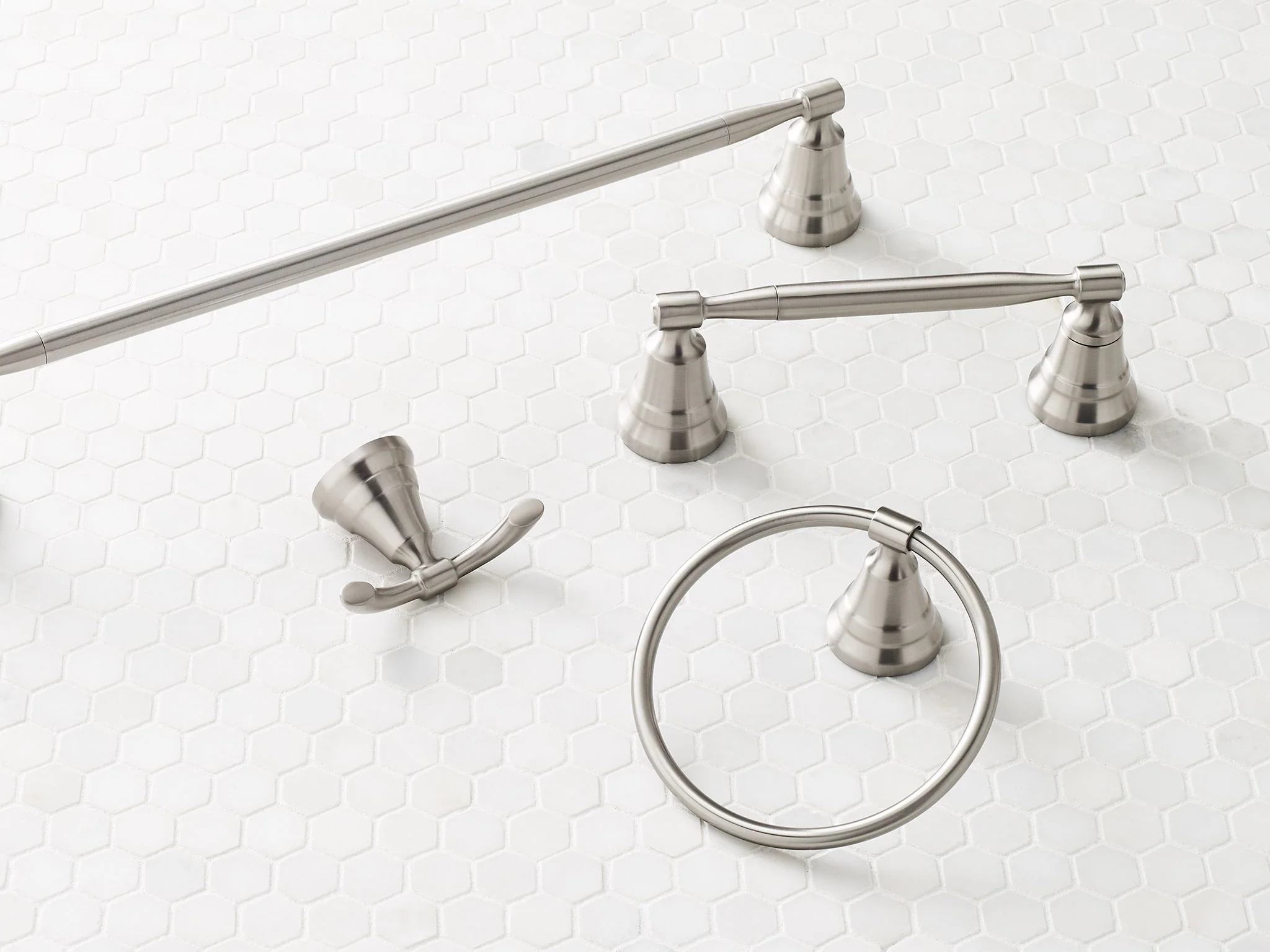 Moen Halle 18-in Spot Resist Brushed Nickel Wall-Mount Single Towel Bar, Model MY0318BN - Image 5
