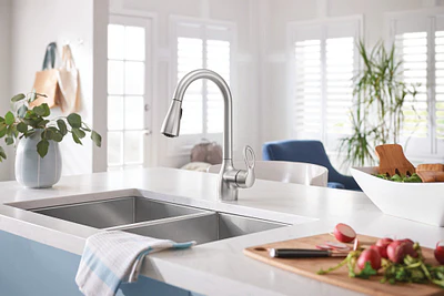 Moen Kleo Single-Handle Pull-Down Kitchen Faucet with Reflex and Power Clean, Spot Resist Stainless - Image 6