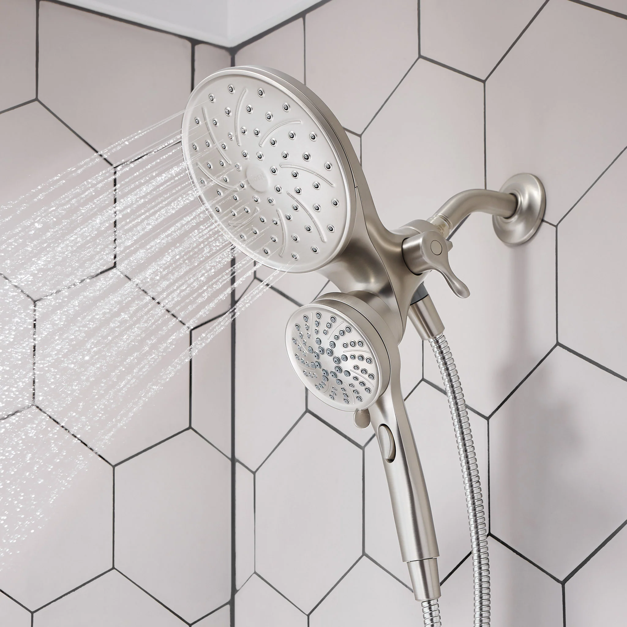 Moen Magnetix Chrome 6-Spray Rain Dual Shower Head, 1.75 GPM (6.6 LPM) - Image 3