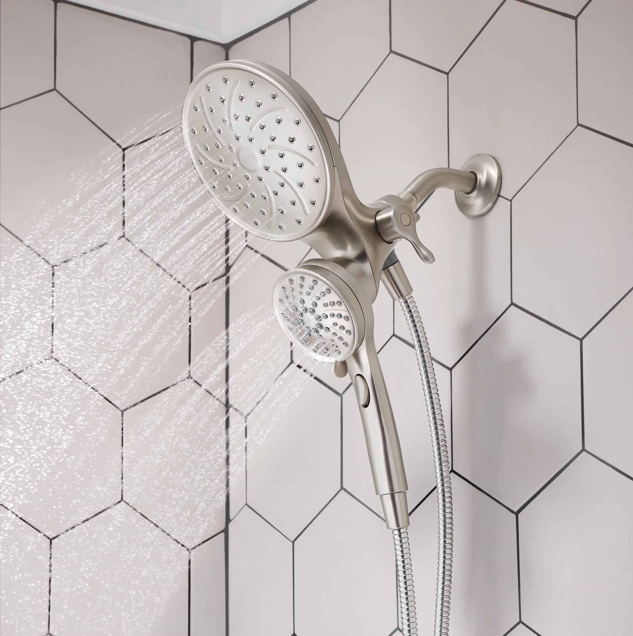 Moen Magnetix Chrome 6-Spray Rain Dual Shower Head, 1.75 GPM (6.6 LPM) - Image 5