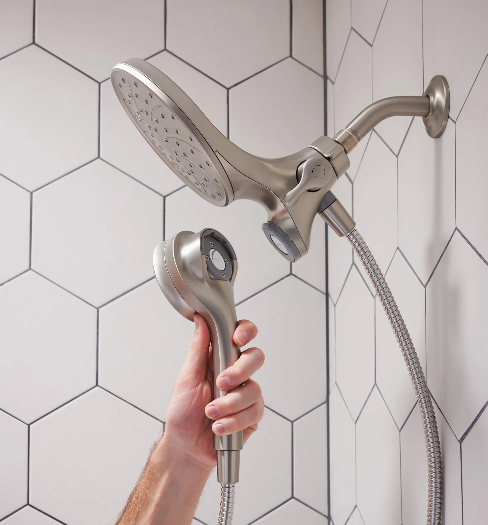 Moen Magnetix Chrome 6-Spray Rain Dual Shower Head, 1.75 GPM (6.6 LPM) - Image 7