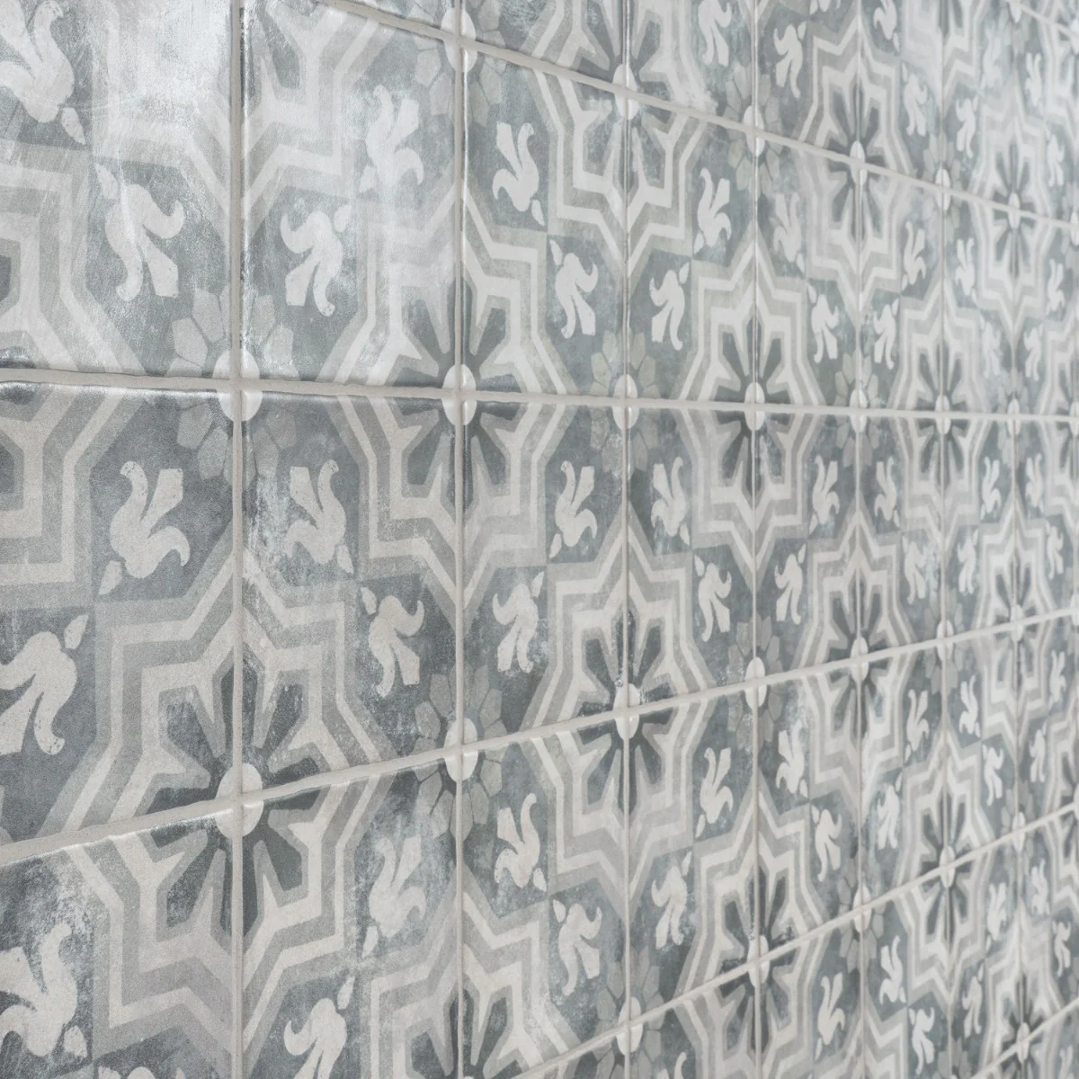 Paula Purroy Talia Alta Blue Gray 5x5 Matte Ceramic Tile - Image 4