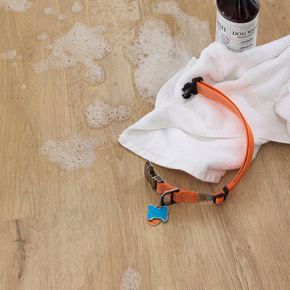 Pergo EverCraft Alpine Reserve Oak Waterproof Flooring - Image 4