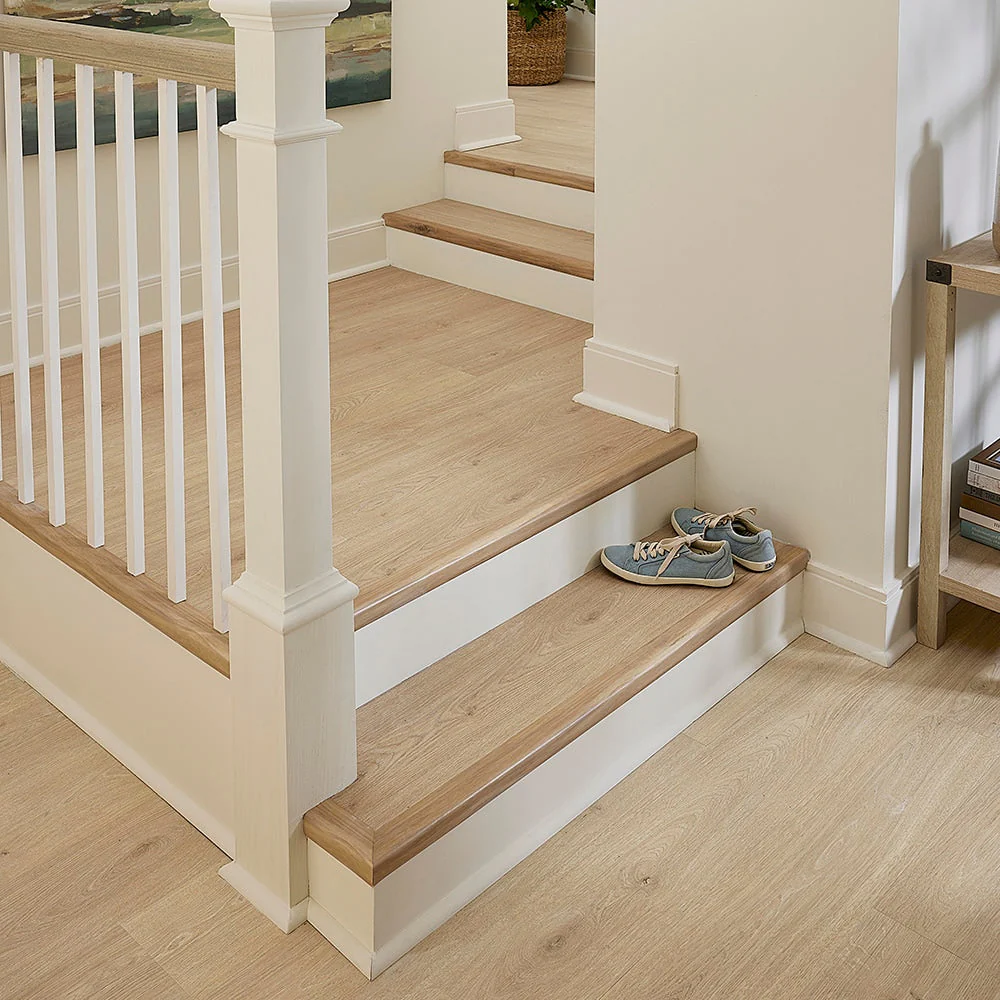Pergo EverCraft Denali Peak Oak Waterproof Hybrid Flooring - Image 10