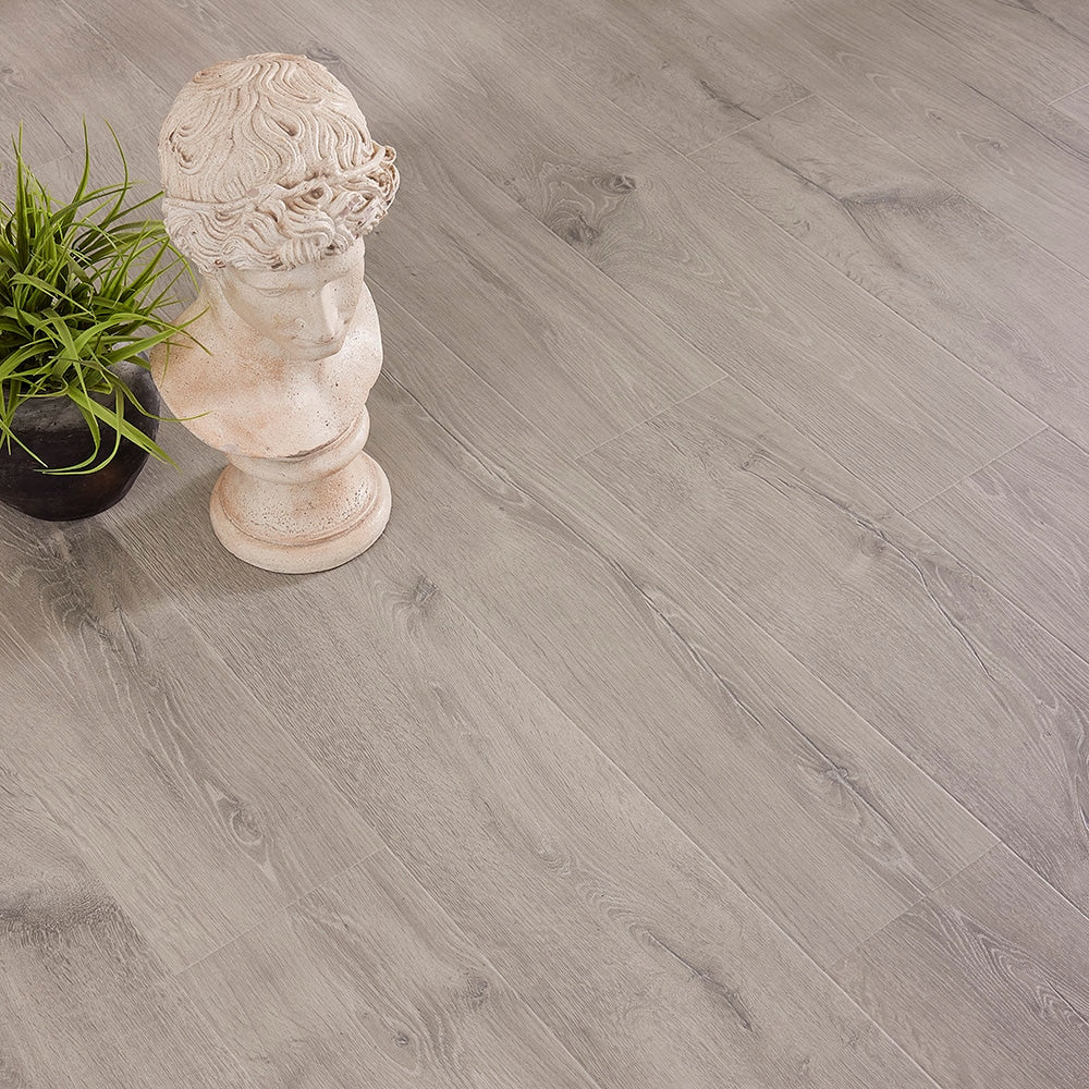 Pergo EverCraft Falls Trail Oak Gray Waterproof Flooring 27-sq ft - Image 4