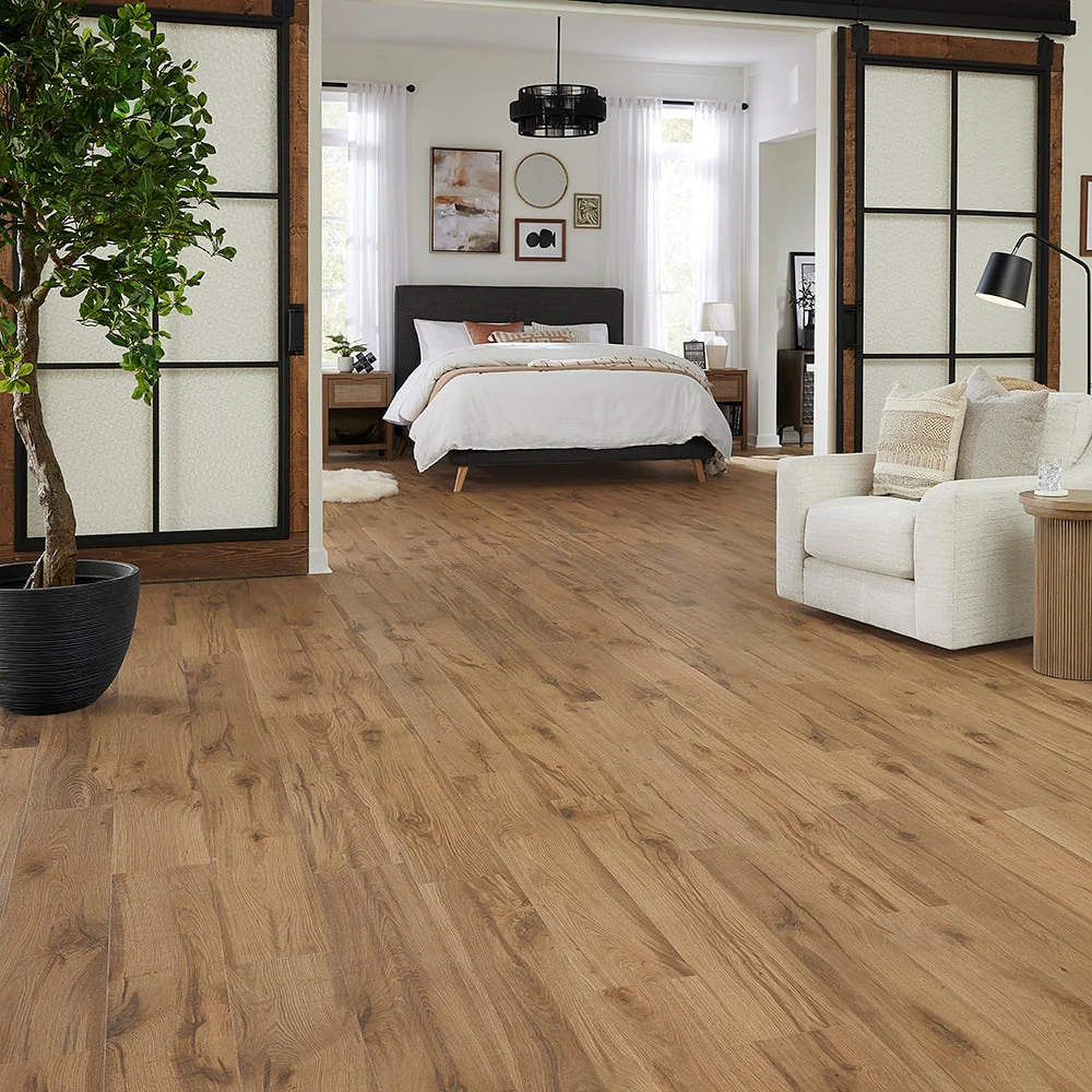 Pergo EverCraft Winding Creek Oak Brown Waterproof Hybrid Resilient Flooring 27-sq ft - Image 2