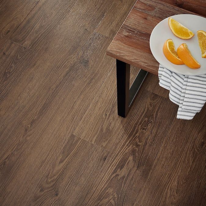 Pergo Pro +WetProtect Aventcross Oak Waterproof Laminate Flooring - 22.17 sq ft - Image 6