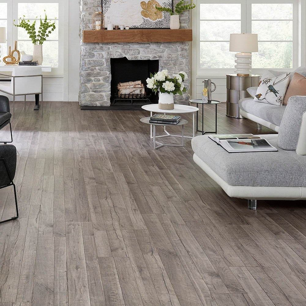 Pergo Portfolio WetProtect Westover Oak Waterproof Laminate Flooring Sample - Image 2